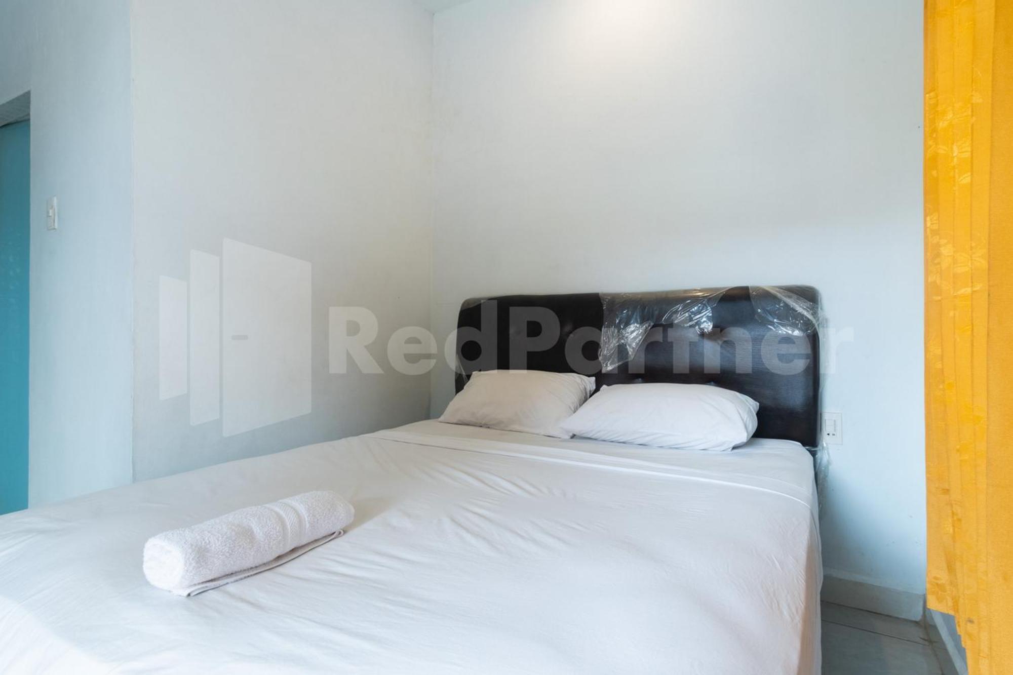 Teratai Guesthouse At Rs Adam Malik Medan Mitra Reddoorz Exterior foto
