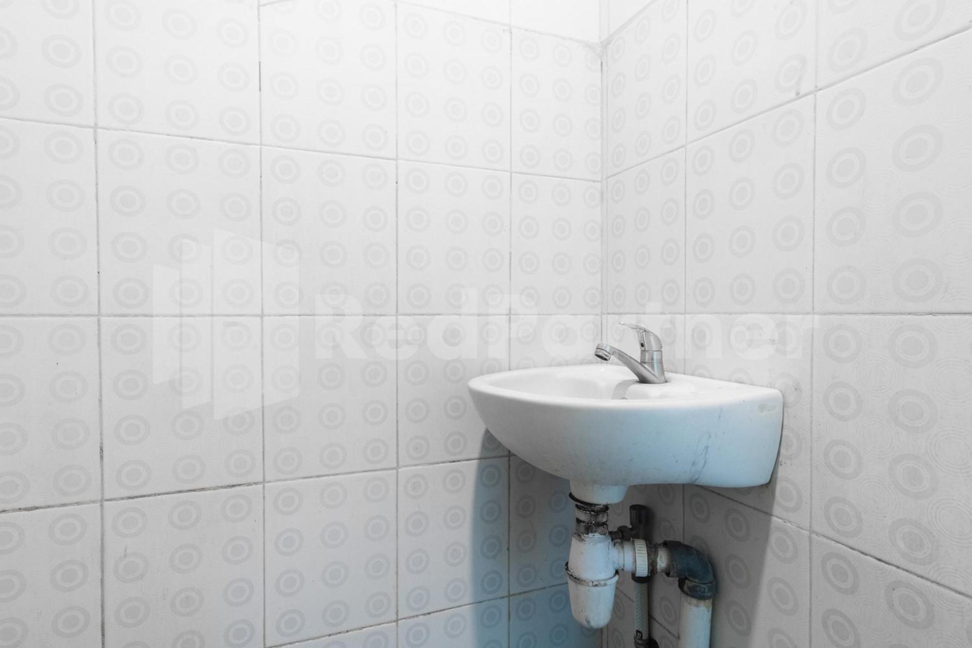 Teratai Guesthouse At Rs Adam Malik Medan Mitra Reddoorz Exterior foto